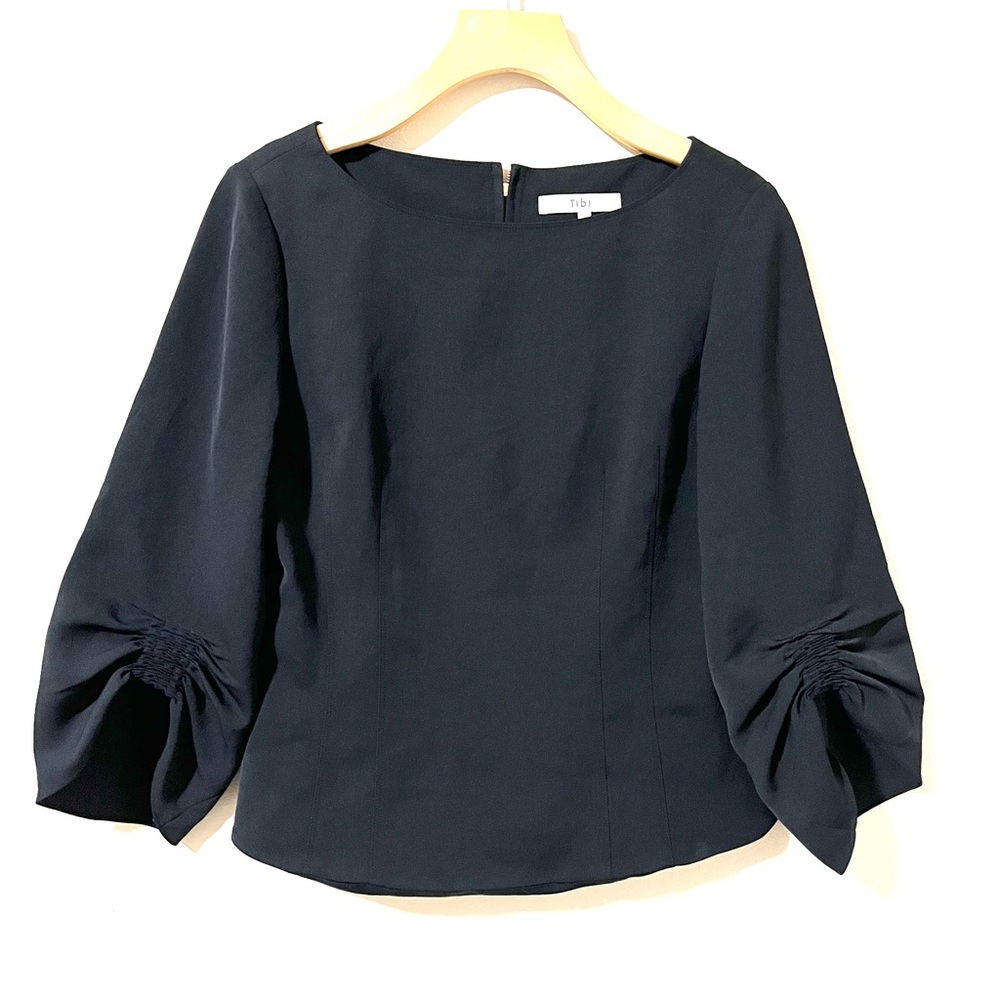 Tibi black blouse sz 6 sleeve ruching, pleats, zipper detail 3/4 length sleeves